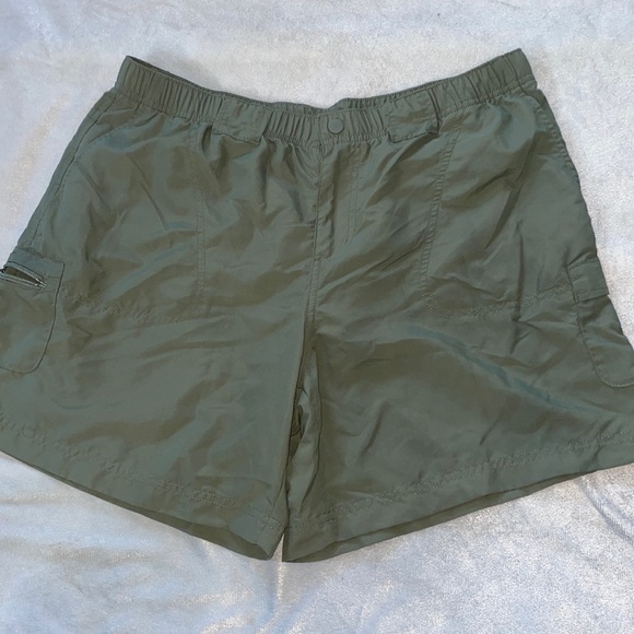 Columbia Pants - Columbia Women’s Hiking / Outdoor Shorts Size Large